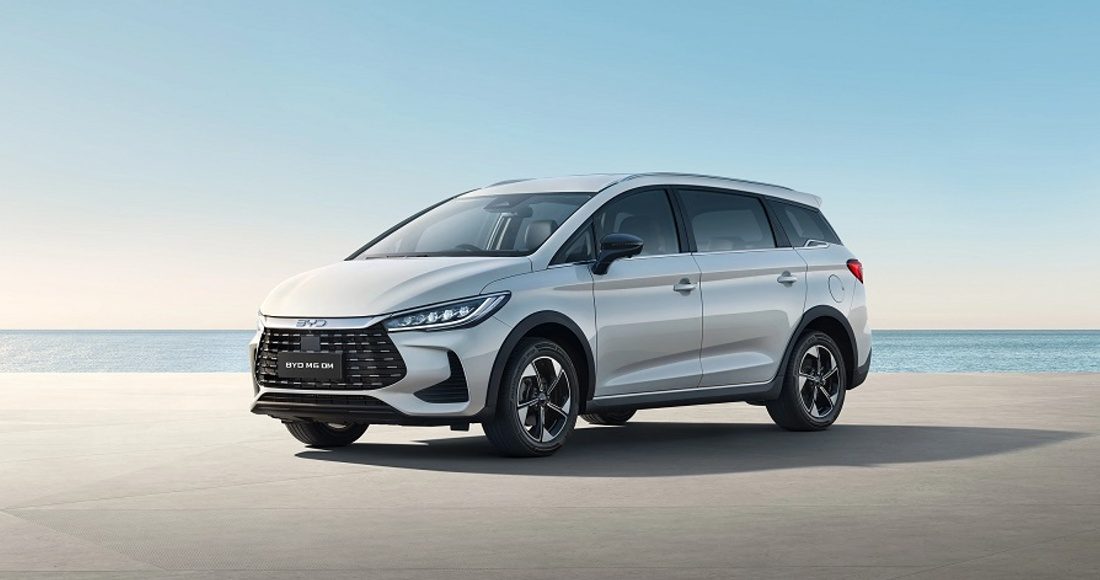 byd m6 hybrid 2026